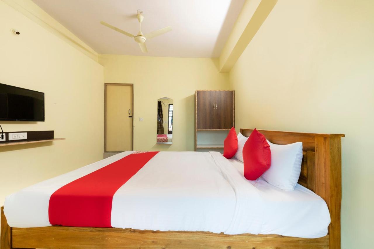 Oyo Kalpataru Lodge Hunsur Exterior photo