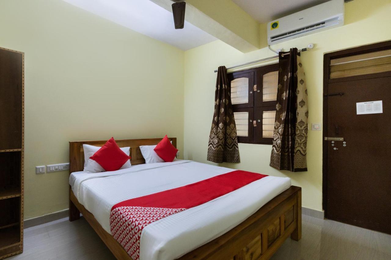 Oyo Kalpataru Lodge Hunsur Exterior photo